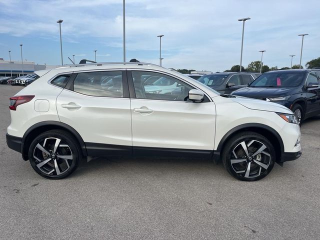 2022 Nissan Rogue Sport SL