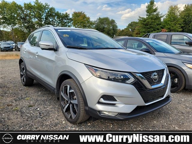 2022 Nissan Rogue Sport SL