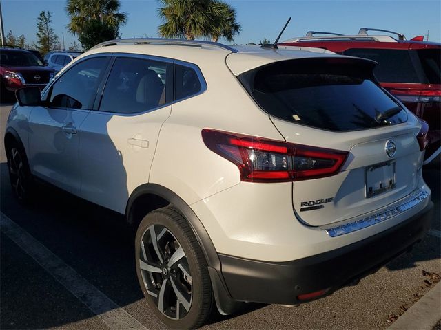 2022 Nissan Rogue Sport SL