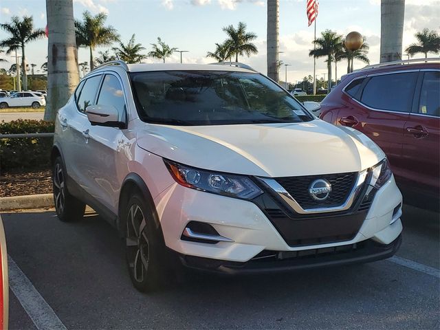 2022 Nissan Rogue Sport SL