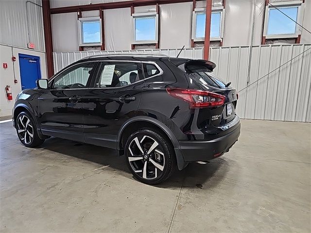 2022 Nissan Rogue Sport SL