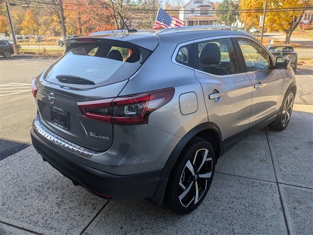 2022 Nissan Rogue Sport SL