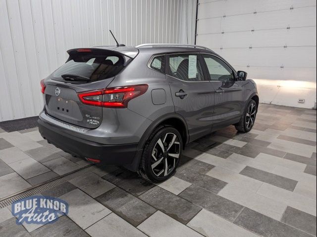 2022 Nissan Rogue Sport SL