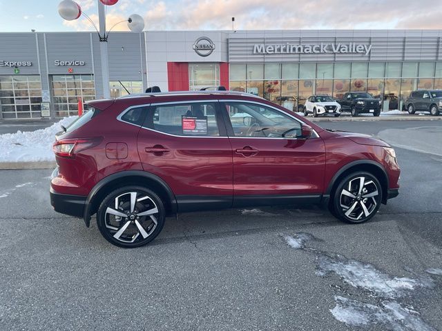 2022 Nissan Rogue Sport SL