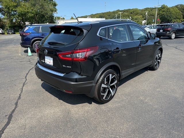 2022 Nissan Rogue Sport SL