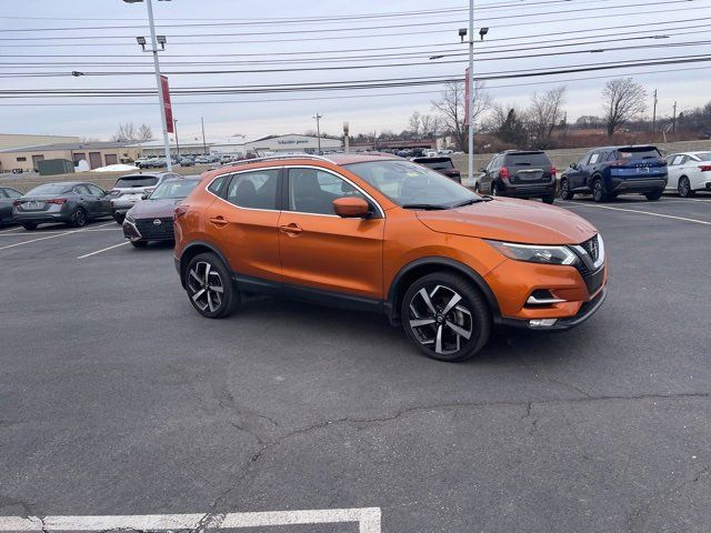 2022 Nissan Rogue Sport SL