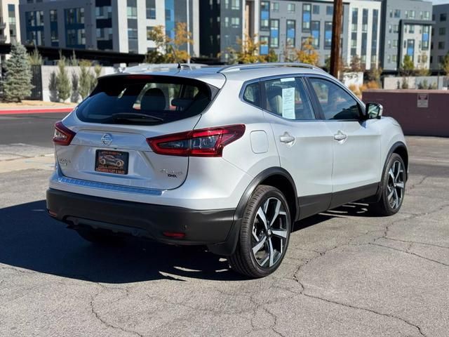 2022 Nissan Rogue Sport SL