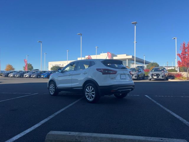 2022 Nissan Rogue Sport S