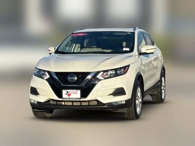 2022 Nissan Rogue Sport SV