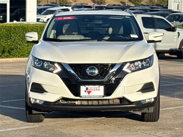 2022 Nissan Rogue Sport SV