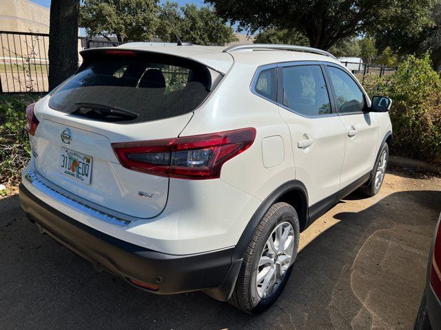 2022 Nissan Rogue Sport SV