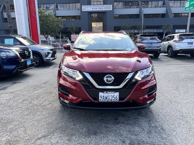 2022 Nissan Rogue Sport SV