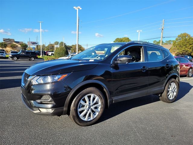 2022 Nissan Rogue Sport SV