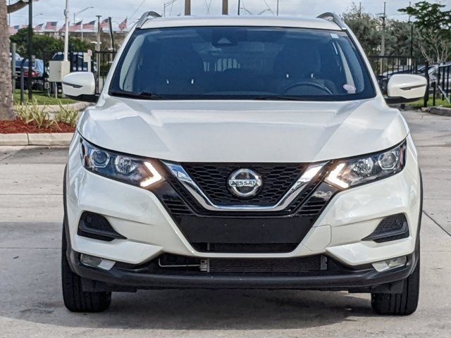 2022 Nissan Rogue Sport SV