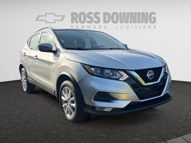 2022 Nissan Rogue Sport SV