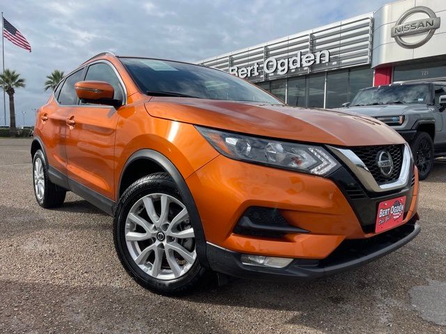 2022 Nissan Rogue Sport SV