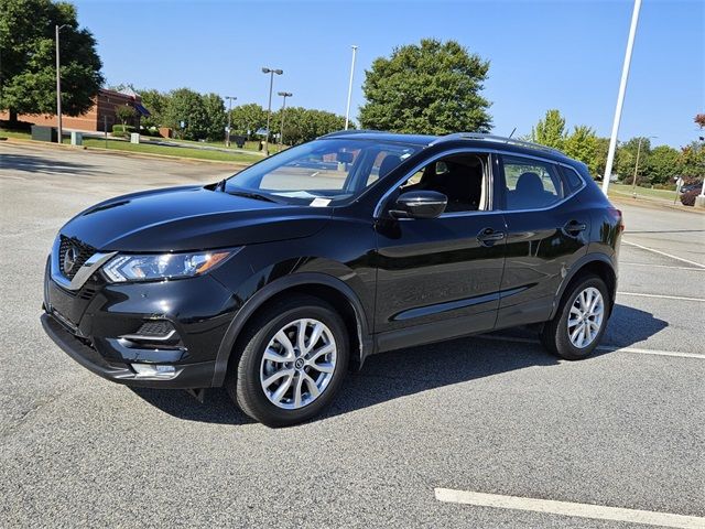 2022 Nissan Rogue Sport SV