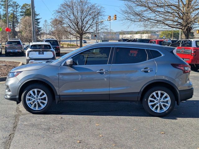 2022 Nissan Rogue Sport SV