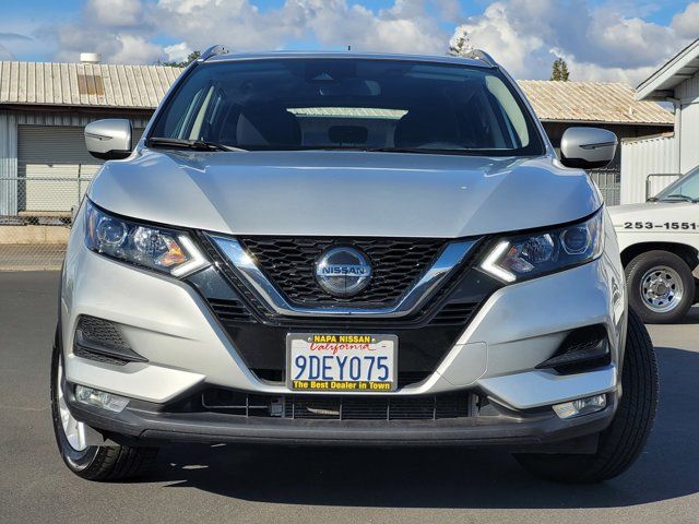 2022 Nissan Rogue Sport SV