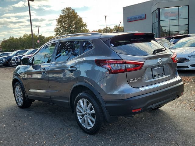 2022 Nissan Rogue Sport SV