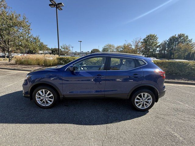 2022 Nissan Rogue Sport SV