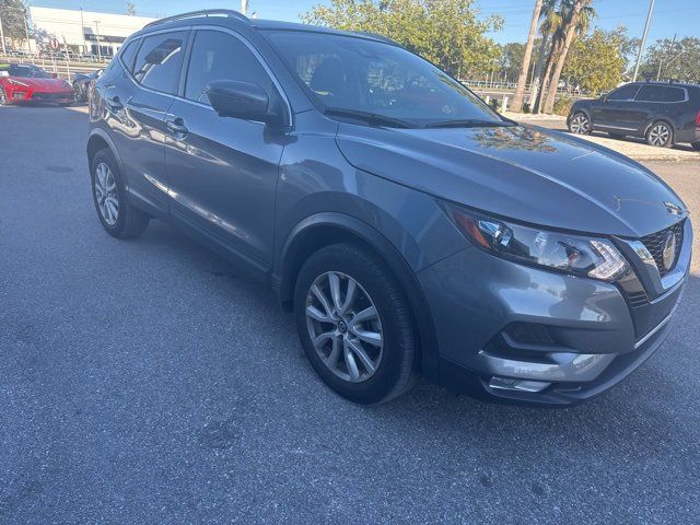 2022 Nissan Rogue Sport SV