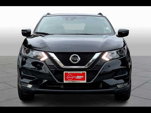 2022 Nissan Rogue Sport SV