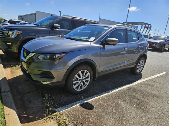 2022 Nissan Rogue Sport SV