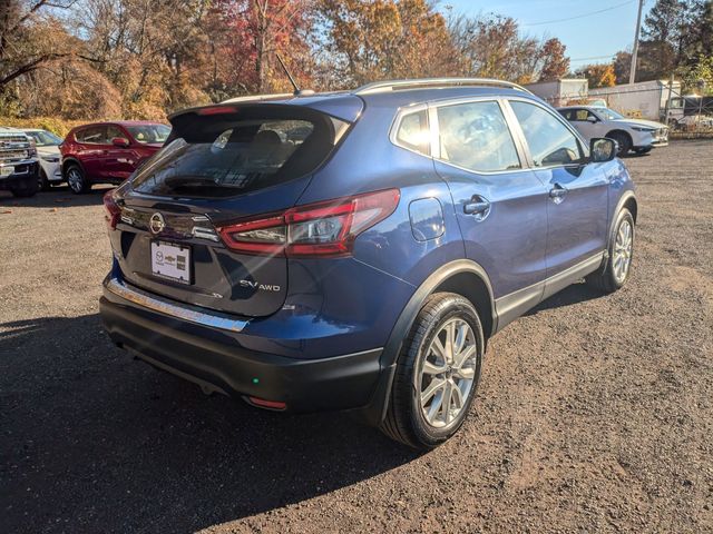 2022 Nissan Rogue Sport SV