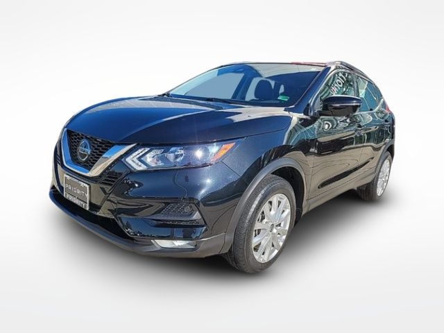 2022 Nissan Rogue Sport SV