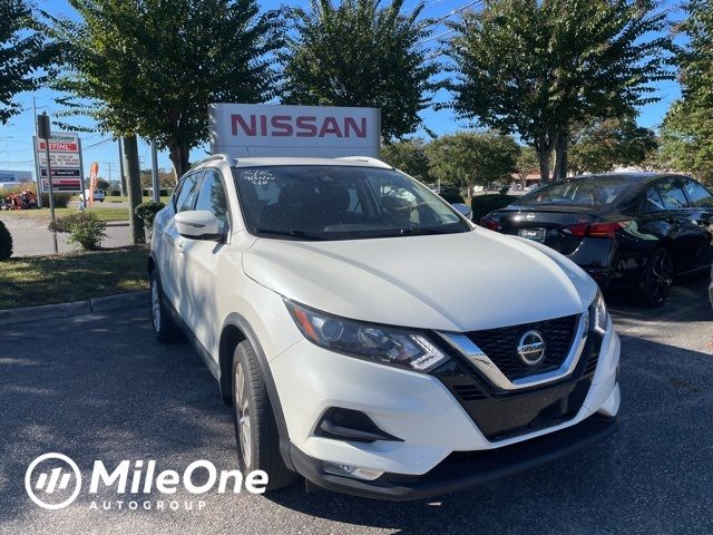 2022 Nissan Rogue Sport SV