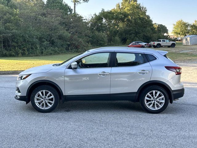 2022 Nissan Rogue Sport SV