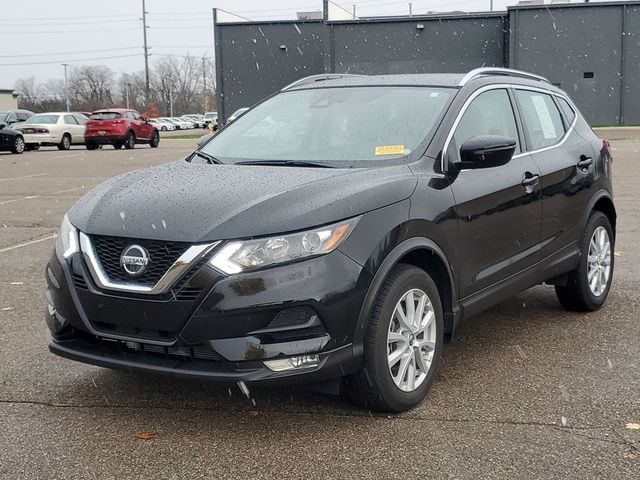 2022 Nissan Rogue Sport SV