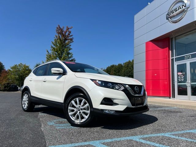 2022 Nissan Rogue Sport SV