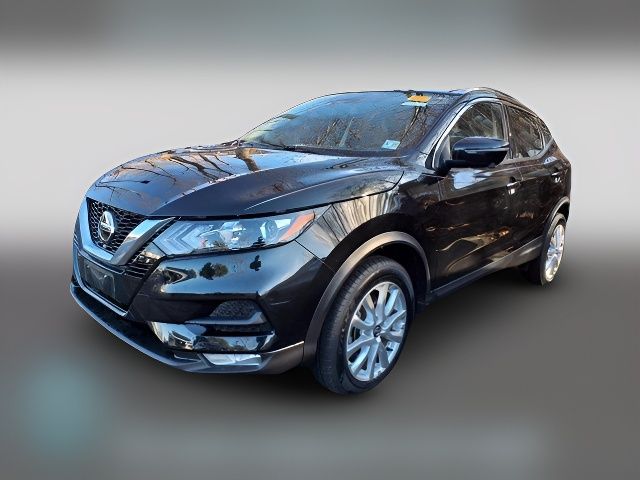 2022 Nissan Rogue Sport SV