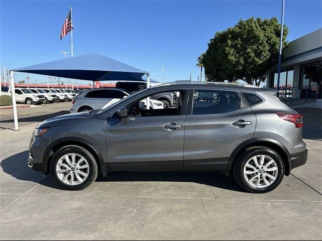 2022 Nissan Rogue Sport SV