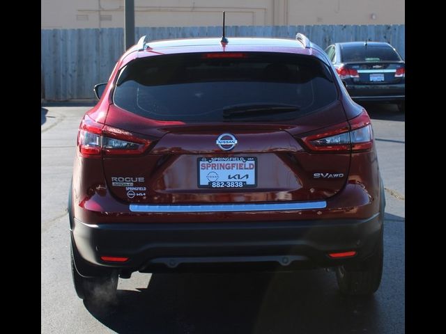 2022 Nissan Rogue Sport SV