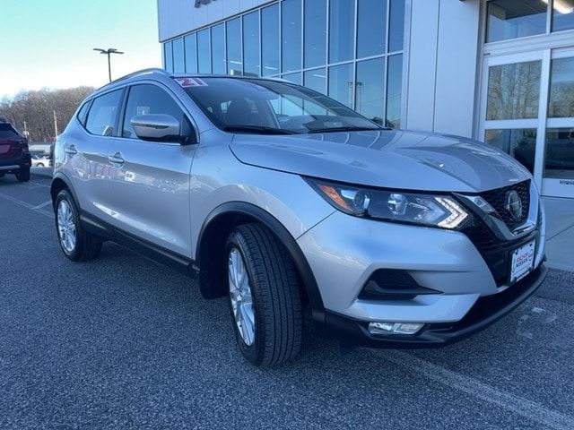 2022 Nissan Rogue Sport SV