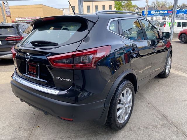 2022 Nissan Rogue Sport SV