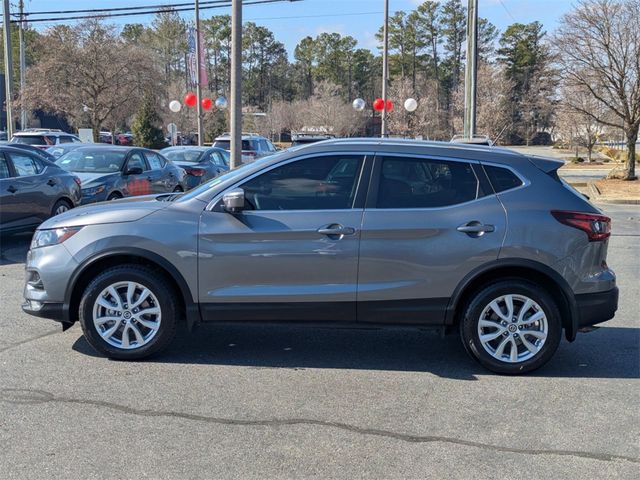 2022 Nissan Rogue Sport SV