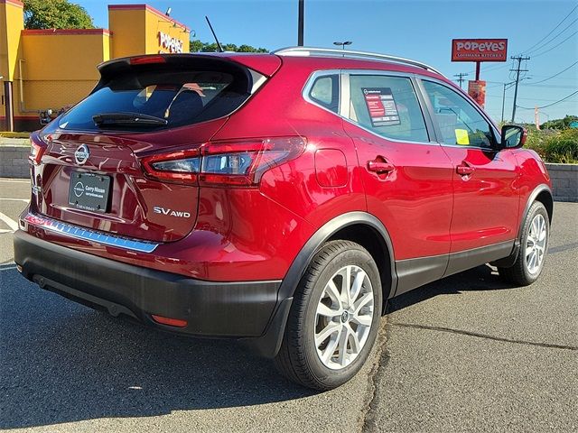 2022 Nissan Rogue Sport SV