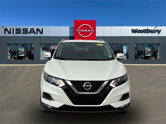 2022 Nissan Rogue Sport SV