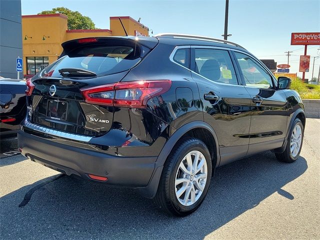 2022 Nissan Rogue Sport SV