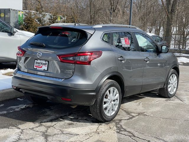 2022 Nissan Rogue Sport SV