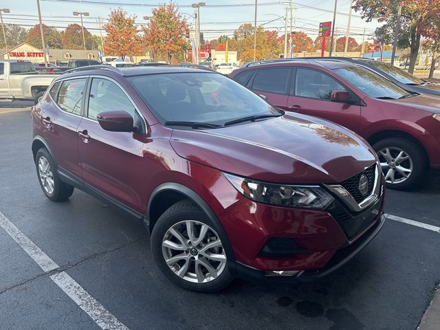 2022 Nissan Rogue Sport SV