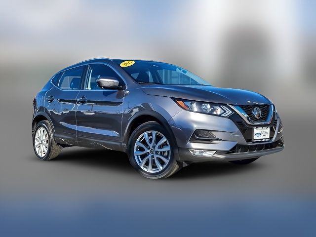 2022 Nissan Rogue Sport SV