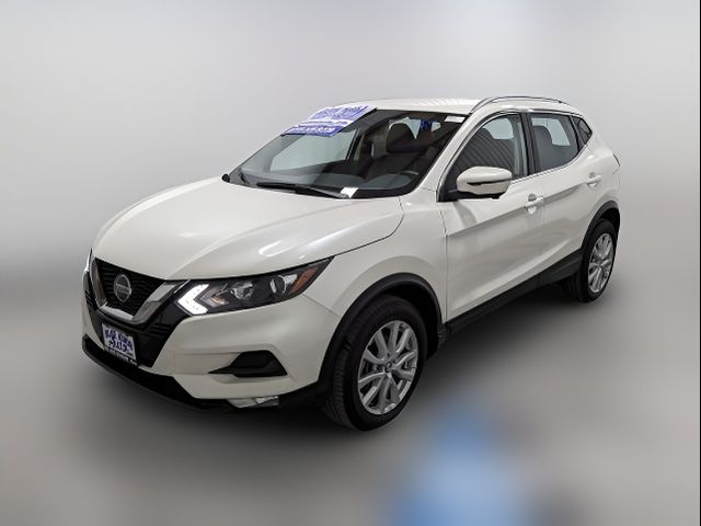 2022 Nissan Rogue Sport SV