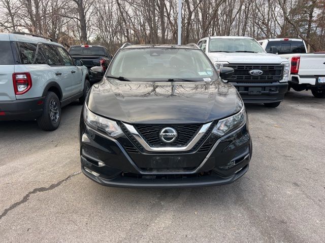 2022 Nissan Rogue Sport SV