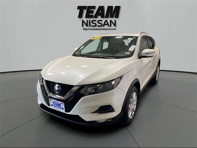 2022 Nissan Rogue Sport SV