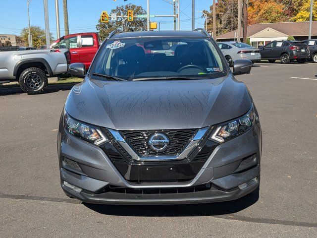 2022 Nissan Rogue Sport SV